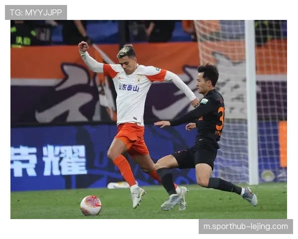 山东泰山二次进攻效率偏低 禁区前沿缺乏有效接应点 山东泰山二次进攻效率偏低 禁区前沿缺乏有效接应点